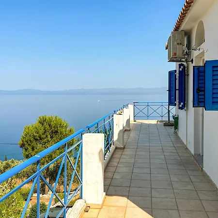 2 Bedroom In Kitries Kalamata *