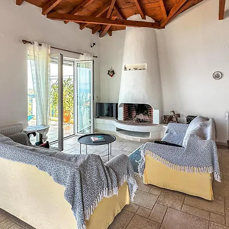 2 Bedroom In Kitries Kalamata
