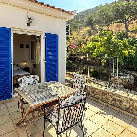 2 Bedroom In Kitries Kalamata *